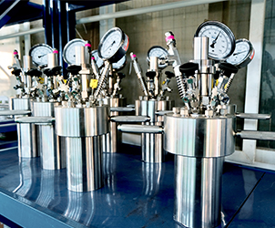 實驗室微小型反應(yīng)釜釜體零件